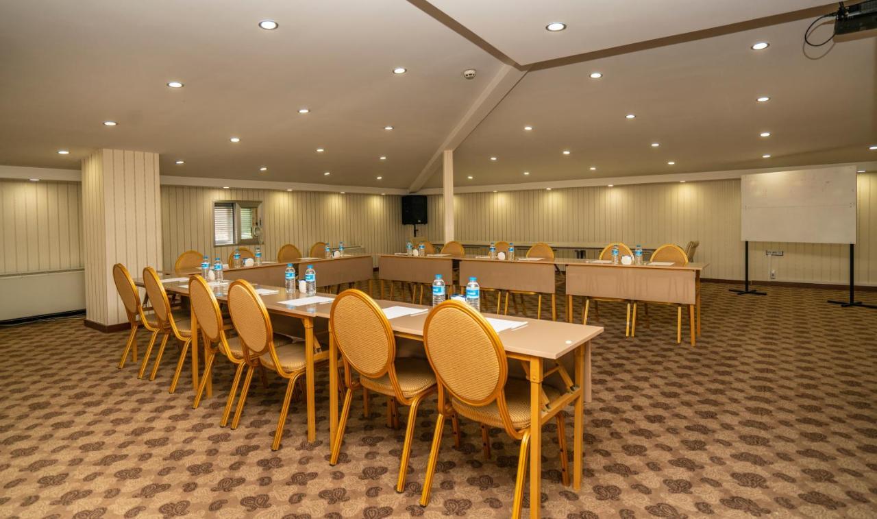 The Bostanci Otel Istanbul Bagian luar foto