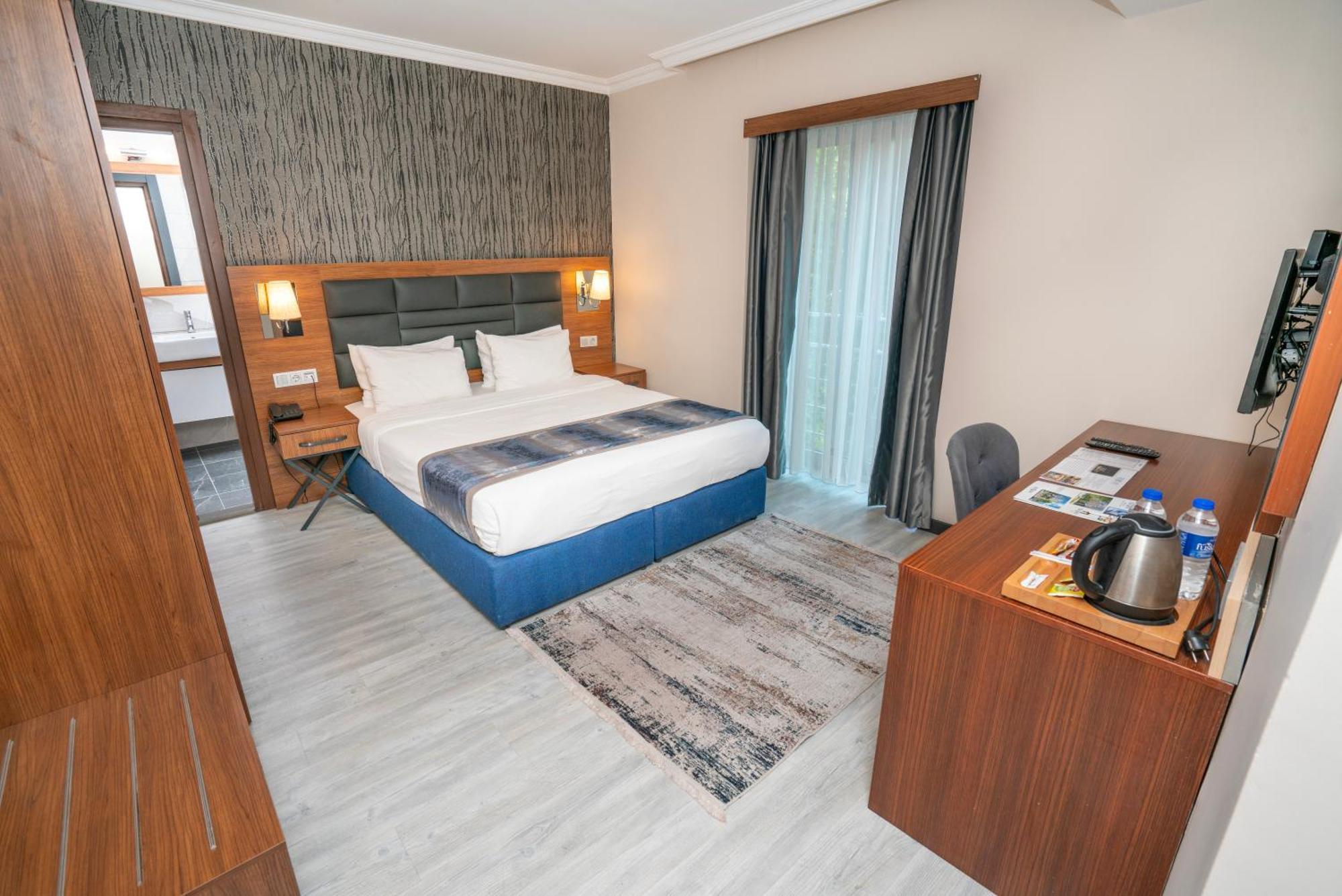 The Bostanci Otel Istanbul Bagian luar foto